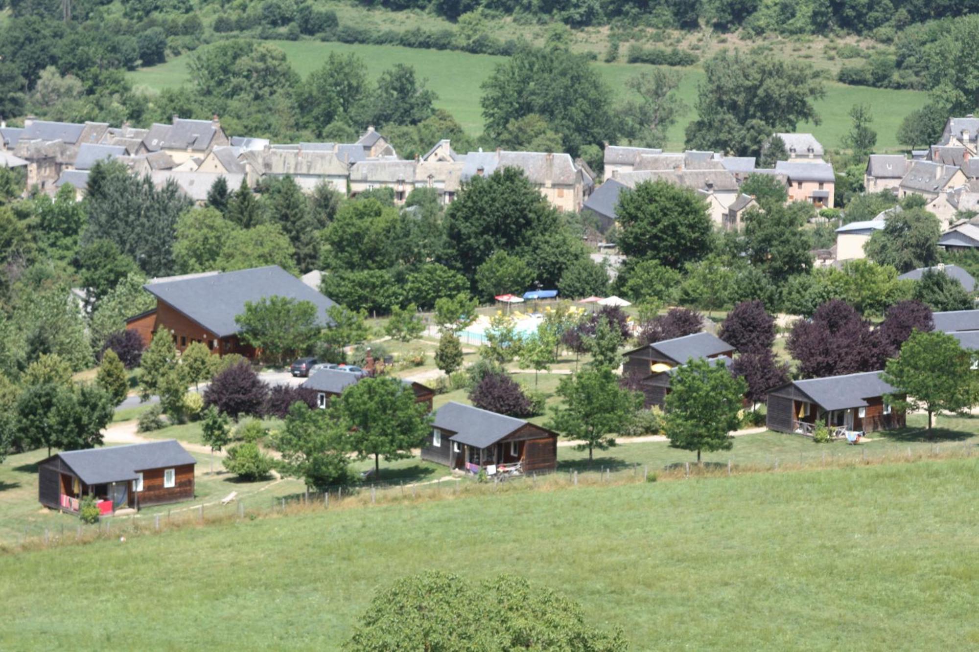 Village De Gite - La Cascade Sainte-Eulalie-d'Olt 外观 照片